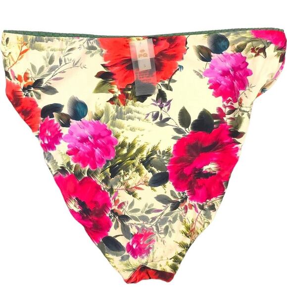 PQ Swim Reversible Bikini Set Swim Top And Bottom Floral - Picture 5 of 16